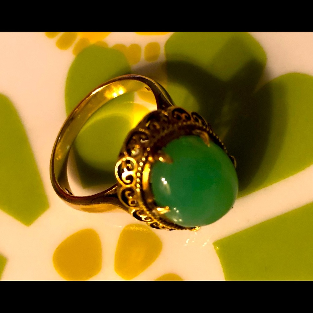 Rare Jade and Gold Antique Ring